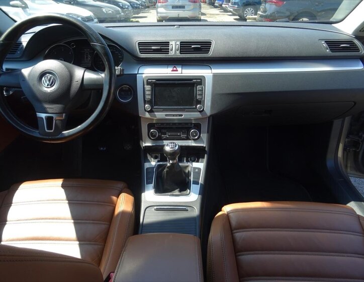 Volkswagen Passat CC Ostatní 2,0 l 100 kw
