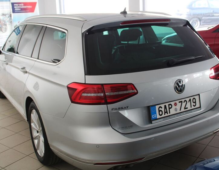 Volkswagen Passat 4