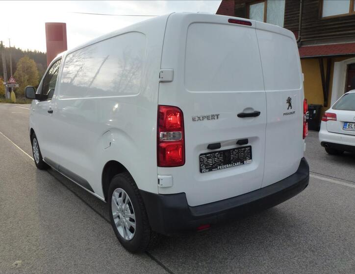 Peugeot Expert 9