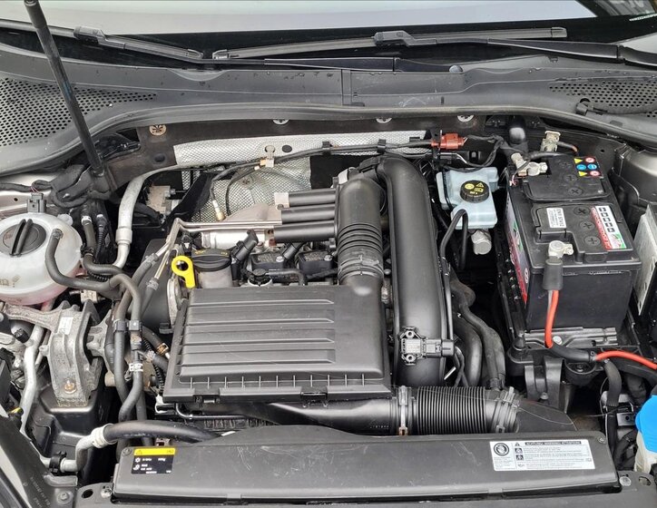 Volkswagen Golf Kombi 1,2 l 81 kw