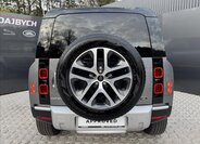 Land Rover Defender 8