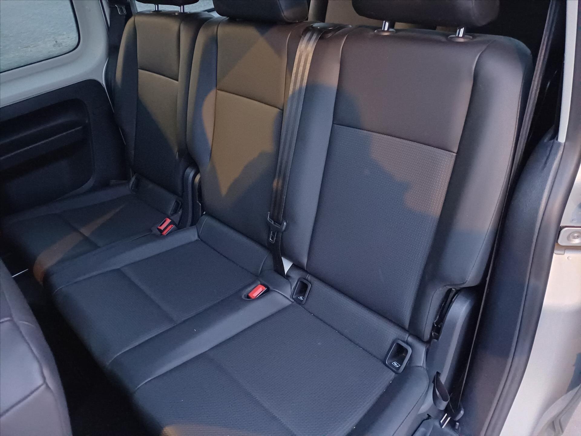 Volkswagen Caddy Kombi 1,4 l 81 kw