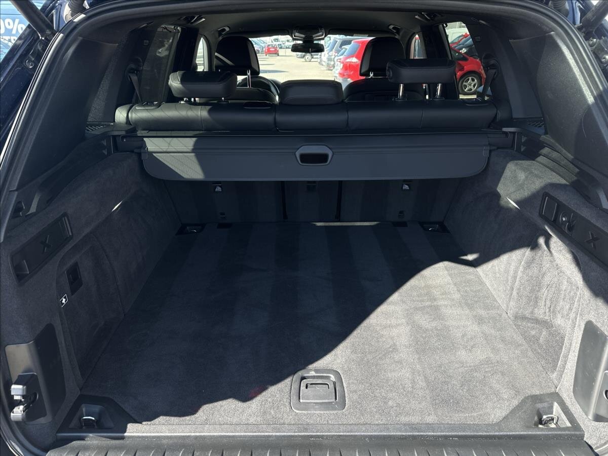 BMW X5 SUV 3,0 l 210 kw