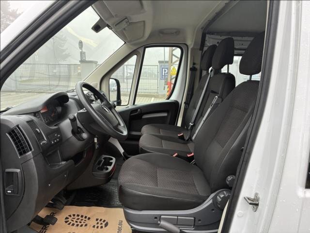 Opel Movano Skříň 2,2 l 103 kw