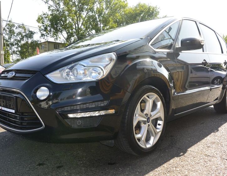 Ford S-MAX MPV 2,2 l 147 kw