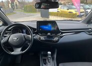 Toyota C-HR SUV / Terénní 1,8 l 72 kw