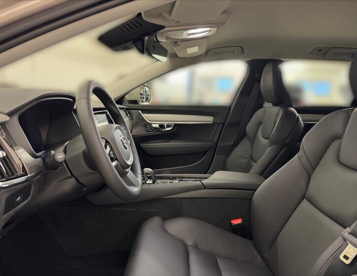 Volvo V90 Kombi 2,0 l 145 kw