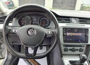 Volkswagen Passat Kombi 2,0 l 110 kw