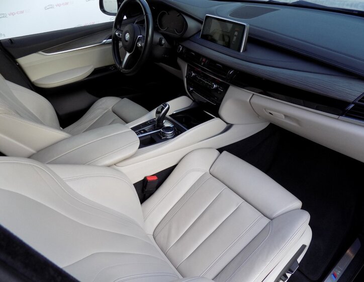 BMW X6 SUV / Terénní 3,0 l 190 kw