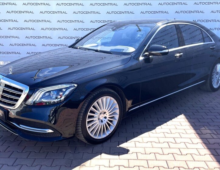 Mercedes-Benz Třídy S Sedan / Limuzína 4,0 l 345 kw