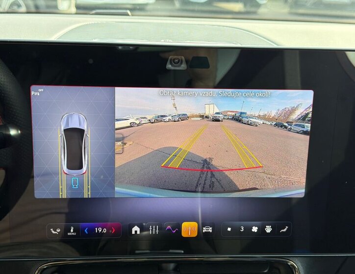 Mercedes-Benz CLA Sedan / Limuzína 1,5 l 120 kw