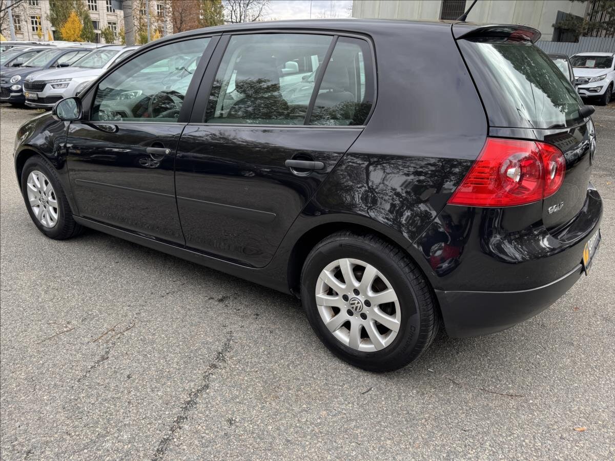 Volkswagen Golf Hatchback 1,6 l 85 kw