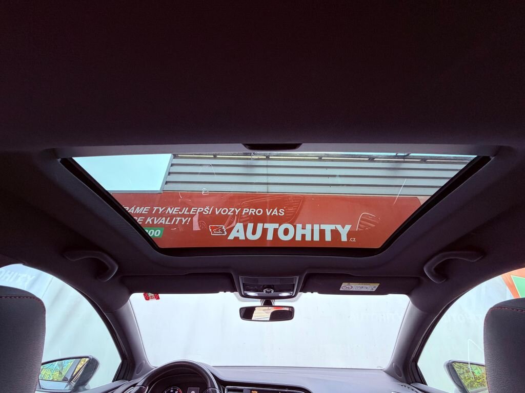 Seat Leon Hatchback 1,4 l 92 kw