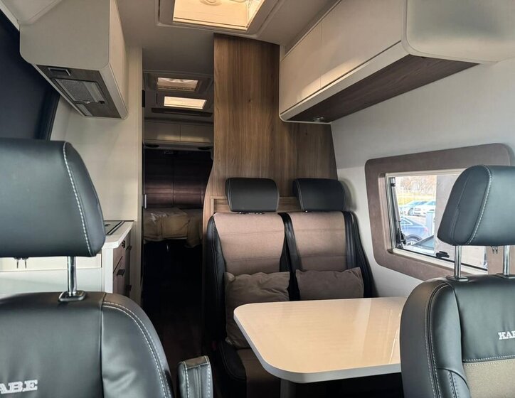 Mercedes-Benz Sprinter 18