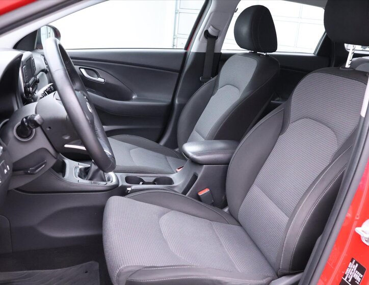 Hyundai i30 Kombi 1,6 l 81 kw