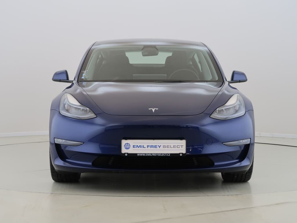 Tesla Model 3 Sedan / Limuzína 0,0 0