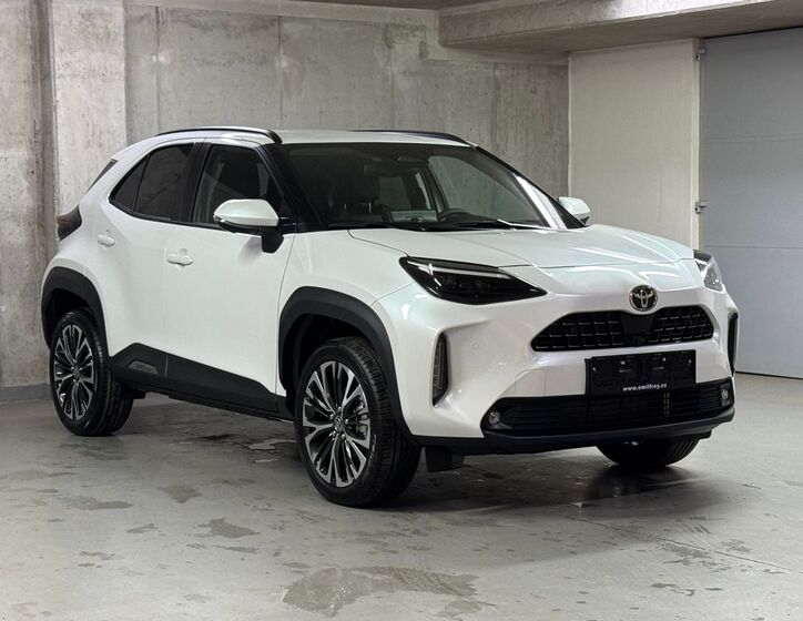 Toyota Yaris Cross 3