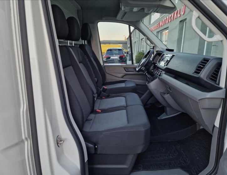 Volkswagen Crafter Skříň 2,0 l 103 kw