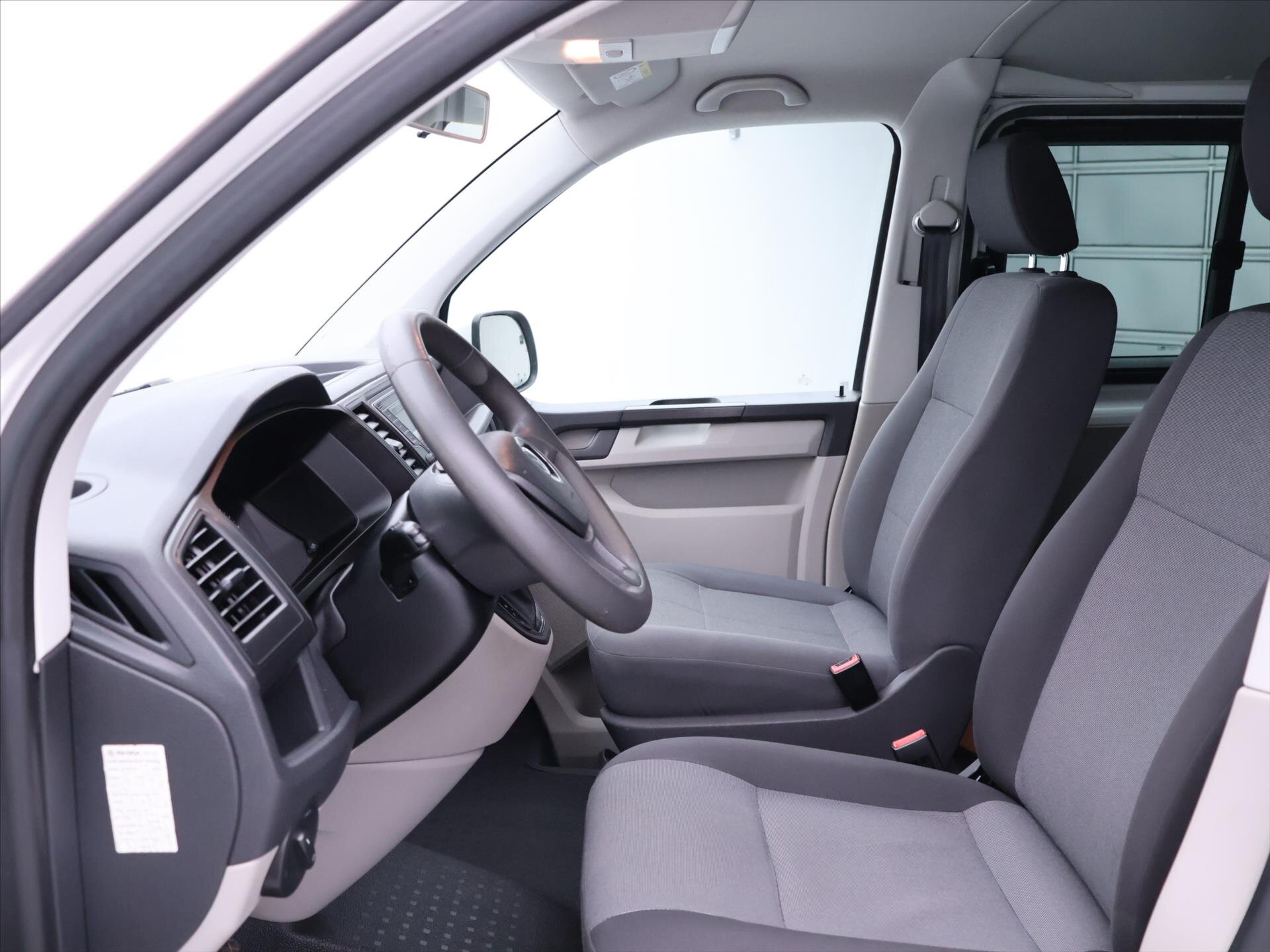 Volkswagen Transporter Kombi 2,0 l 110 kw