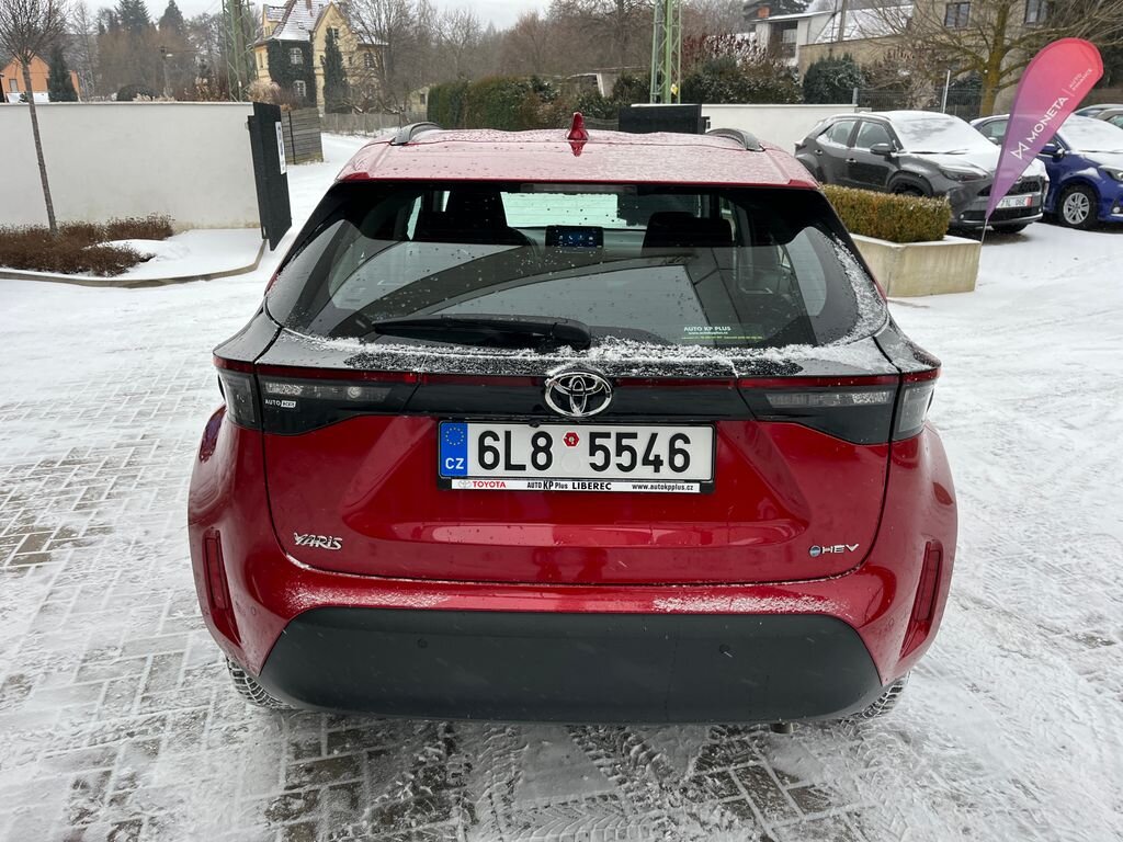 Toyota Yaris Cross SUV 1,5 l 68 kw