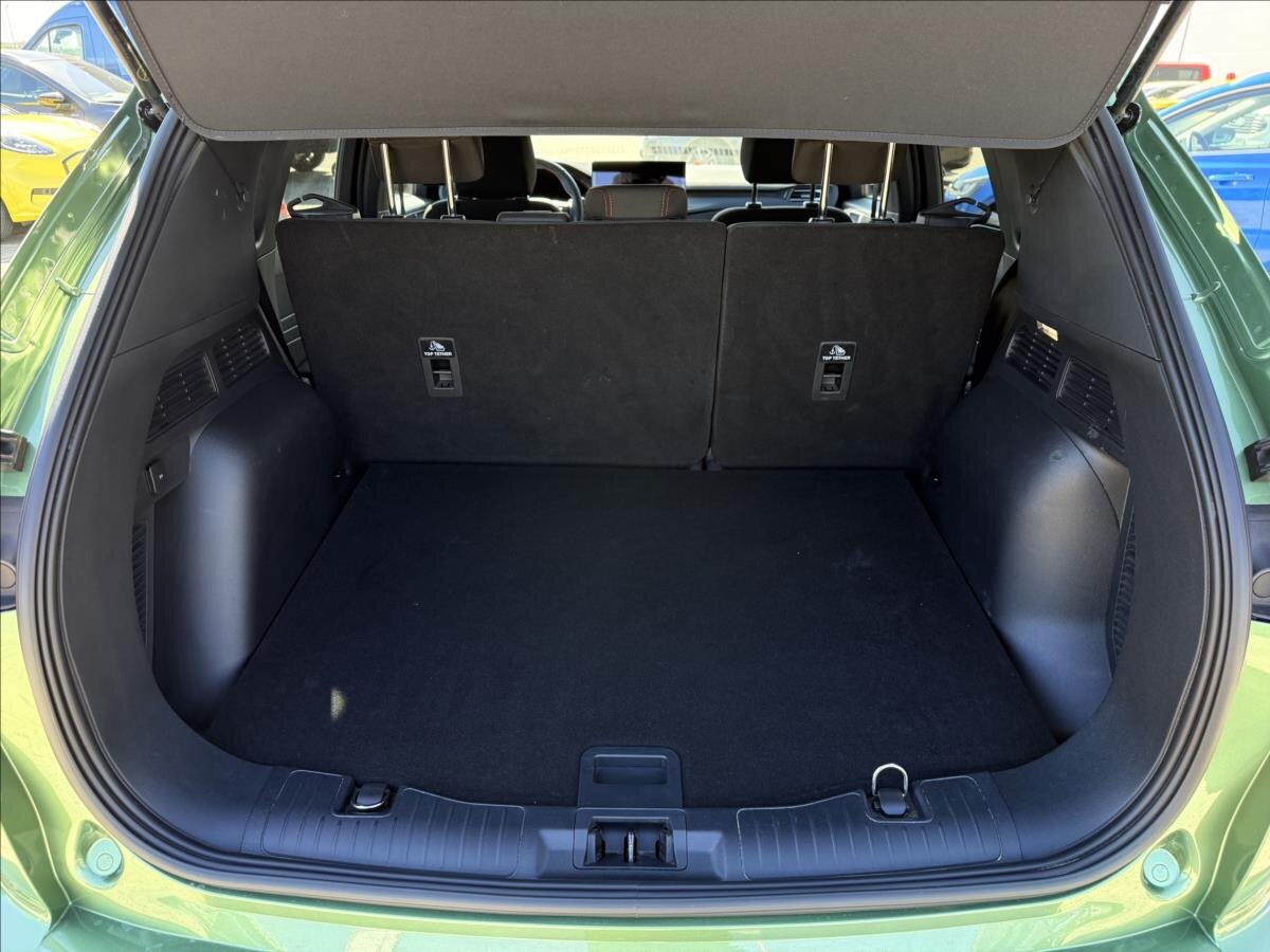 Ford Kuga SUV / Terénní 1,5 l 137 kw