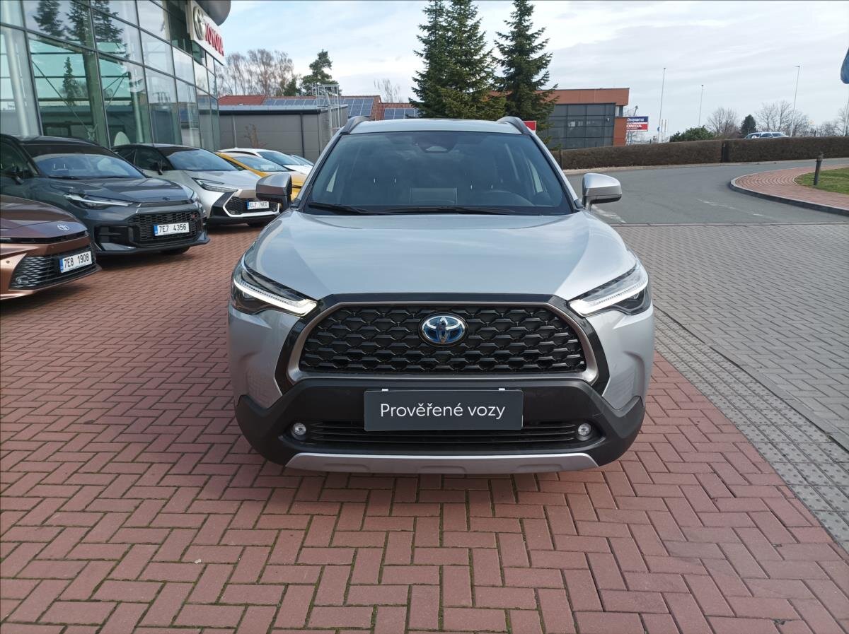 Toyota Corolla Cross SUV / Terénní 2,0 l 112 kw
