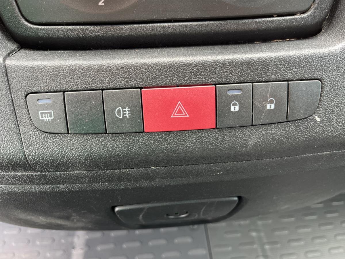 Peugeot Boxer Skříň 2,2 l 81 kw