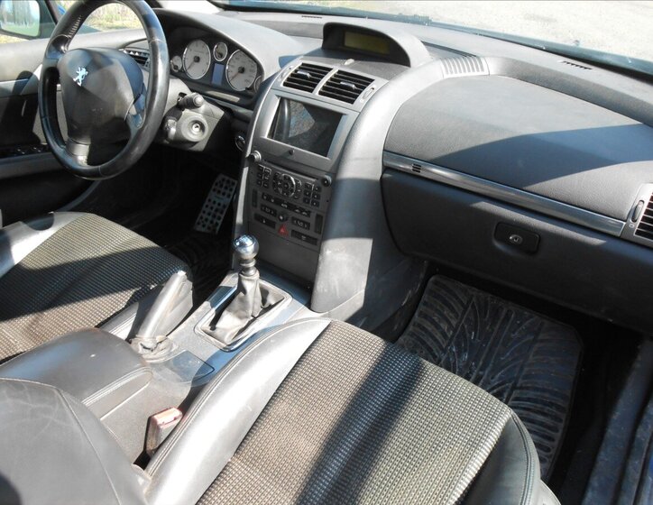 Peugeot 407 Kombi 2,2 l 116 kw