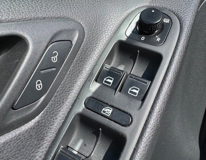 Volkswagen Golf Hatchback 0,0 77 kw