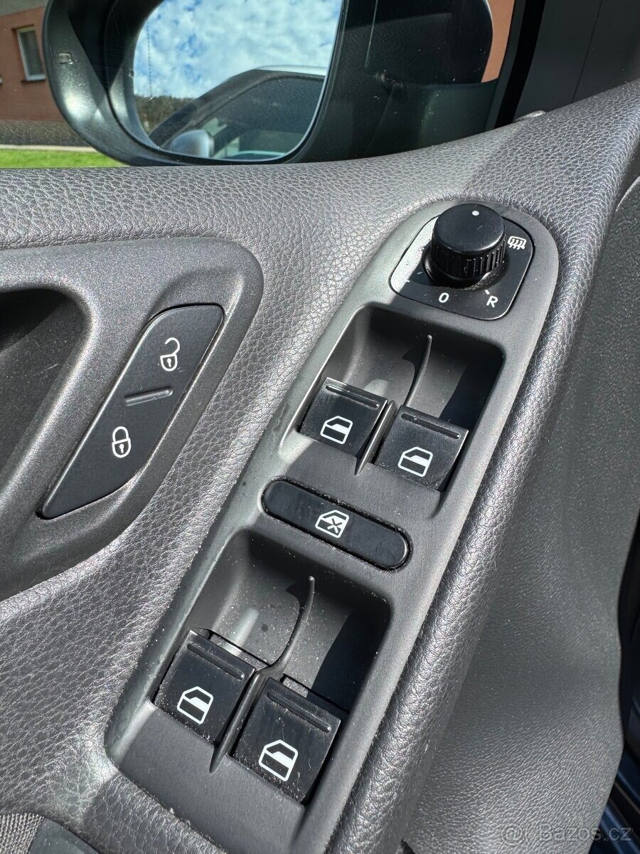 Volkswagen Golf Hatchback 0,0 77 kw