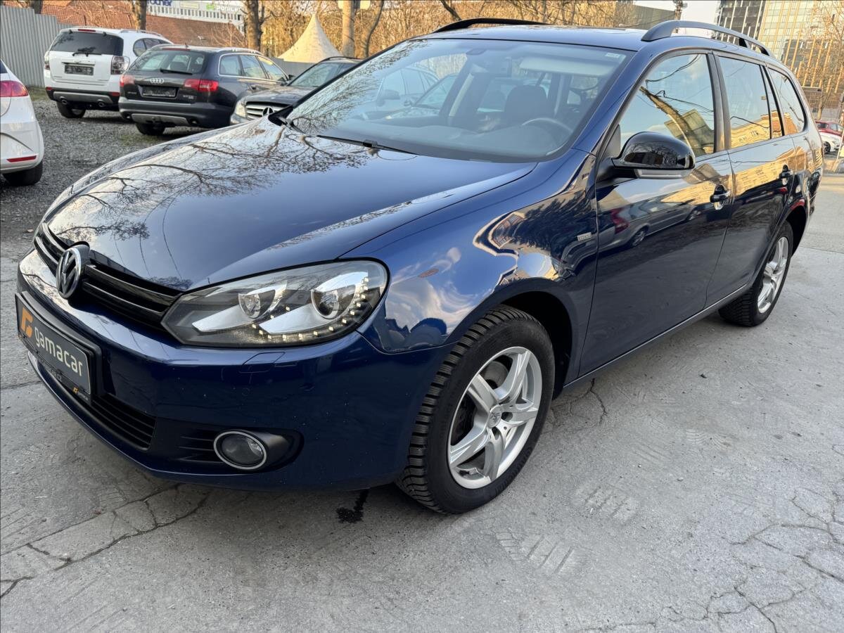 Volkswagen Golf Kombi 1,6 l 77 kw