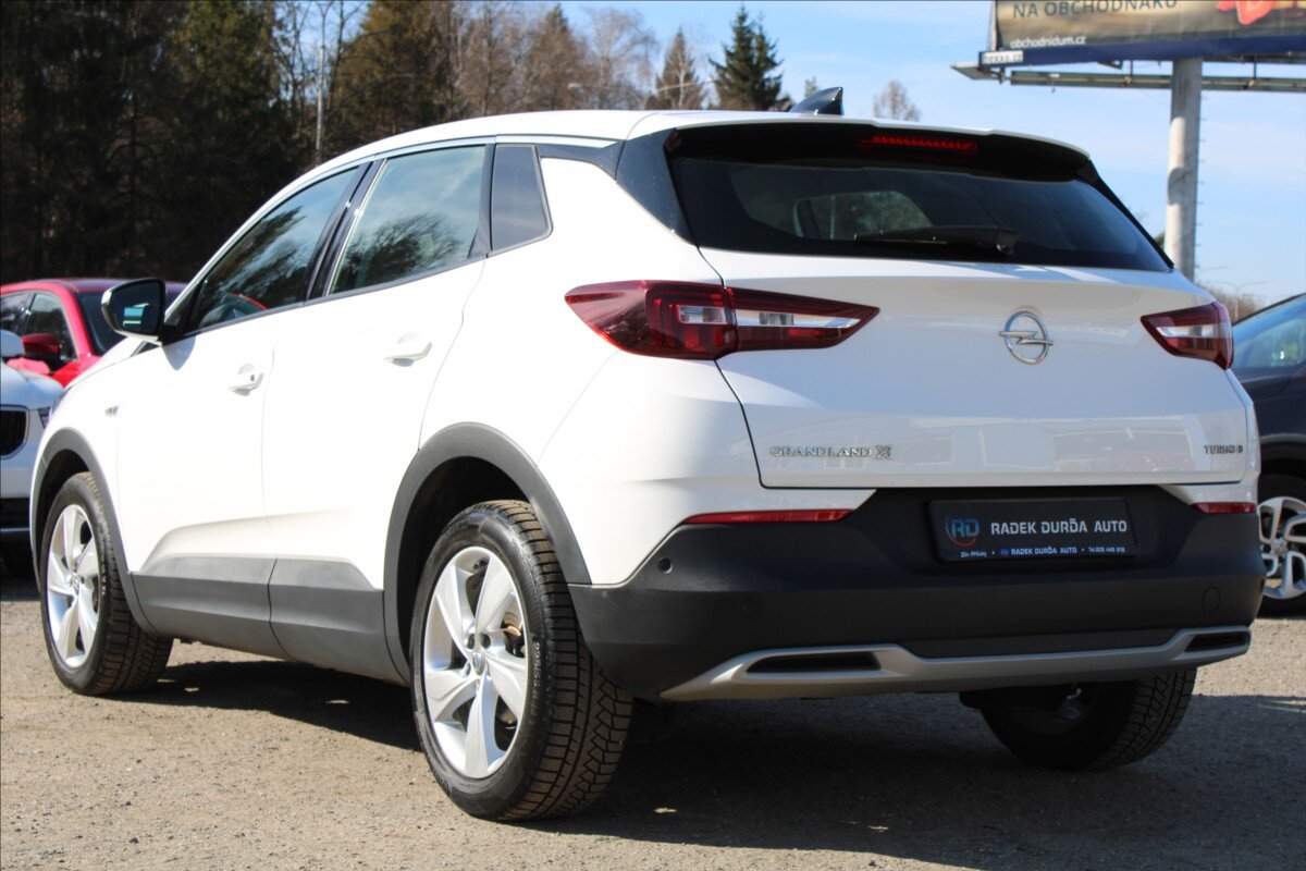 Opel Grandland X SUV / Terénní 1,5 l 96 kw