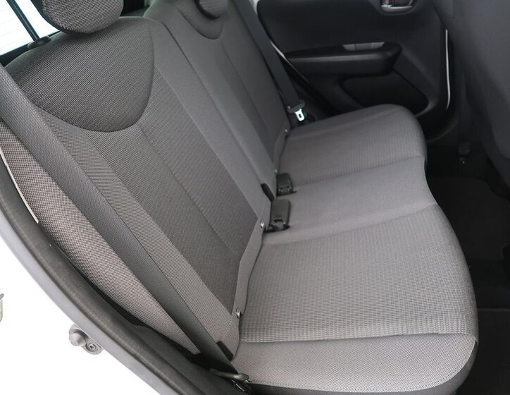 Toyota Aygo Hatchback 998,0 53 kw
