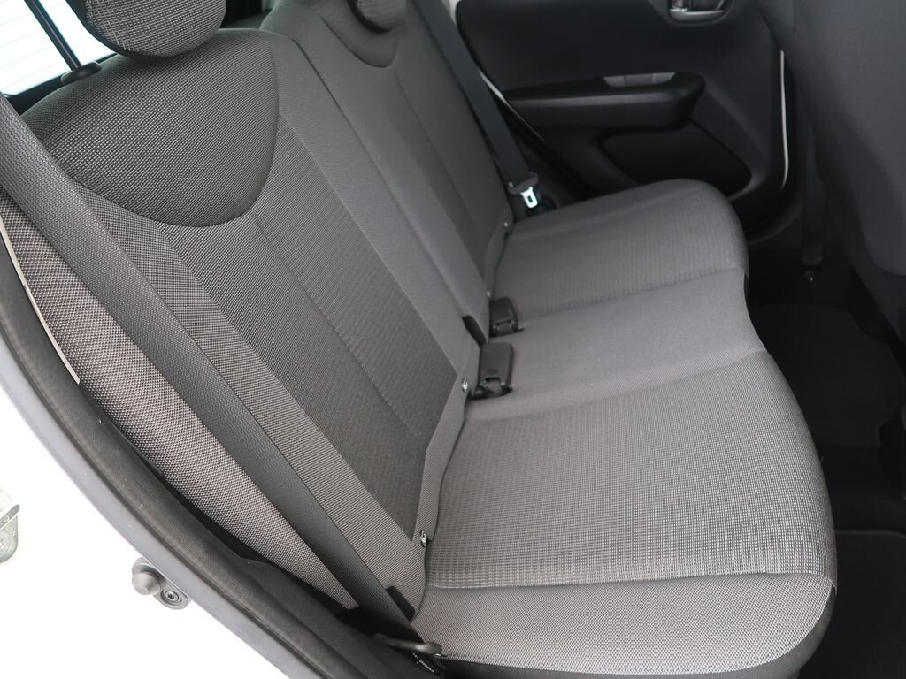 Toyota Aygo Hatchback 998,0 53 kw