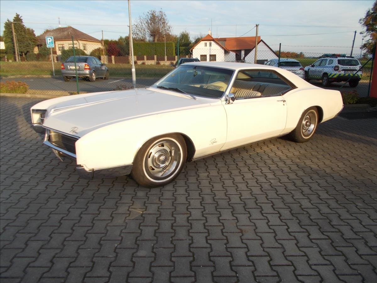 Buick Riviera Kupé 7,0 l 270 kw