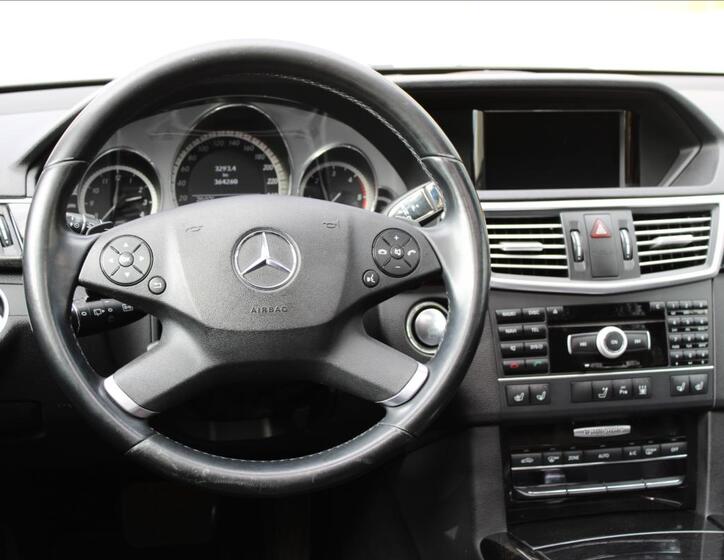 Mercedes-Benz Třídy E 14