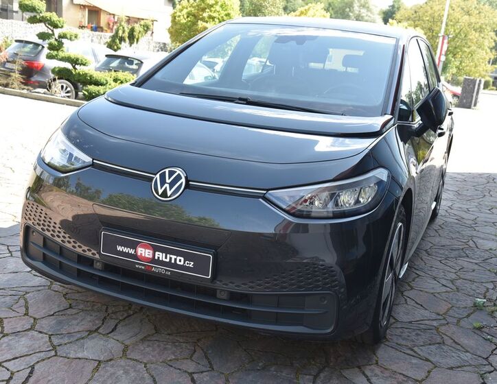 Volkswagen ID.3 3