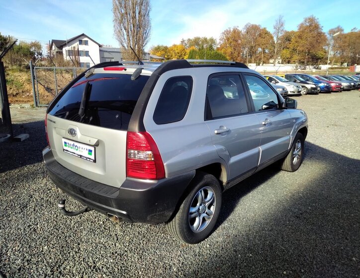 KIA Sportage SUV / Terénní 2,0 l 103 kw