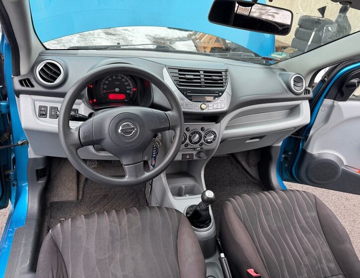 Nissan Pixo Hatchback 996,0 50 kw