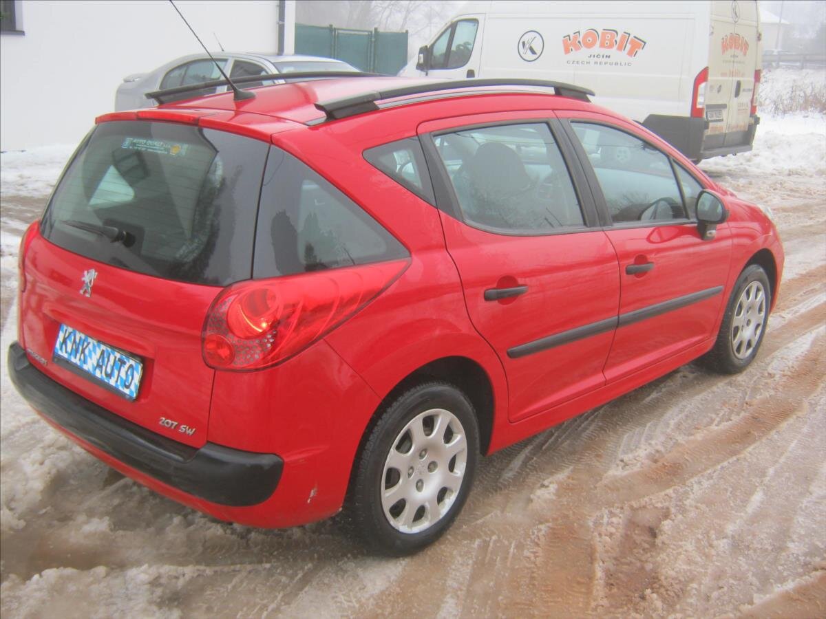Peugeot 207 Kombi 1,4 l 54 kw