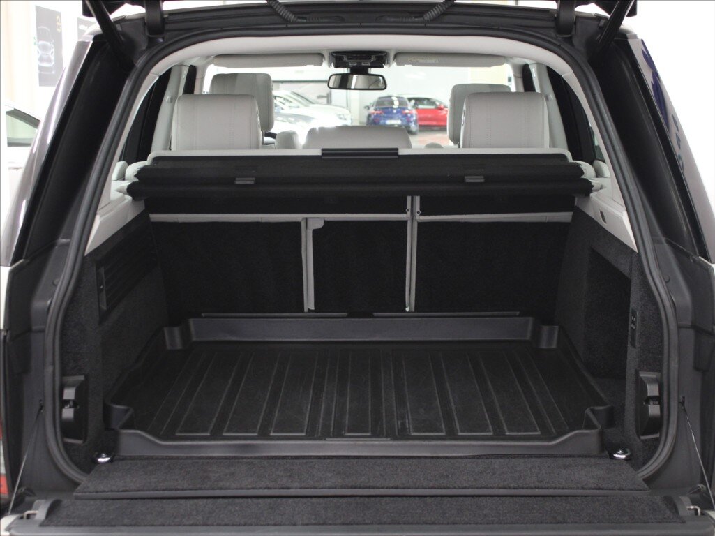 Land Rover Range Rover SUV / Terénní 3,0 l 190 kw