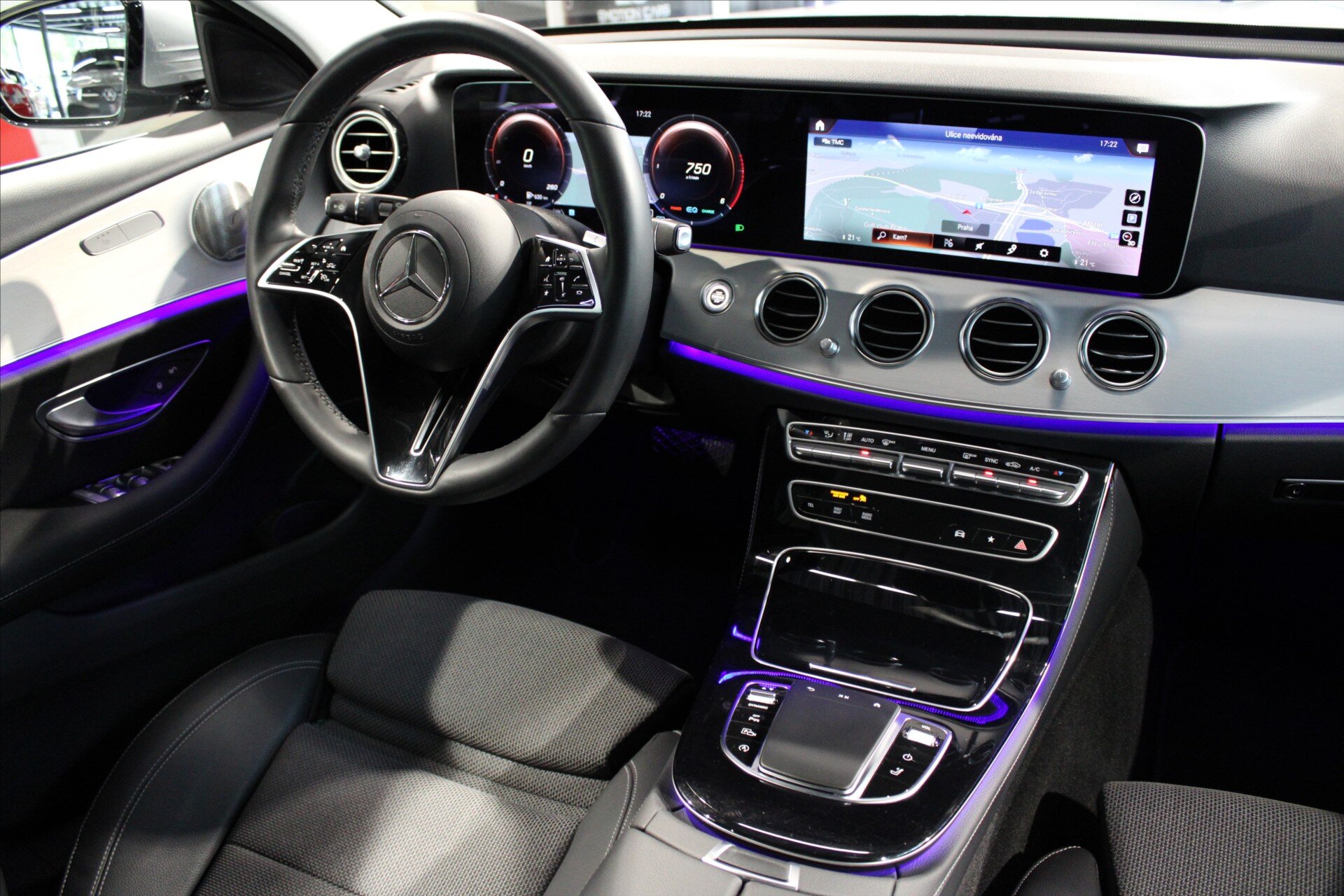 Mercedes-Benz Třídy E Kombi 2,0 l 147 kw