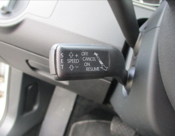 Volkswagen Passat Kombi 1,4 l 90 kw