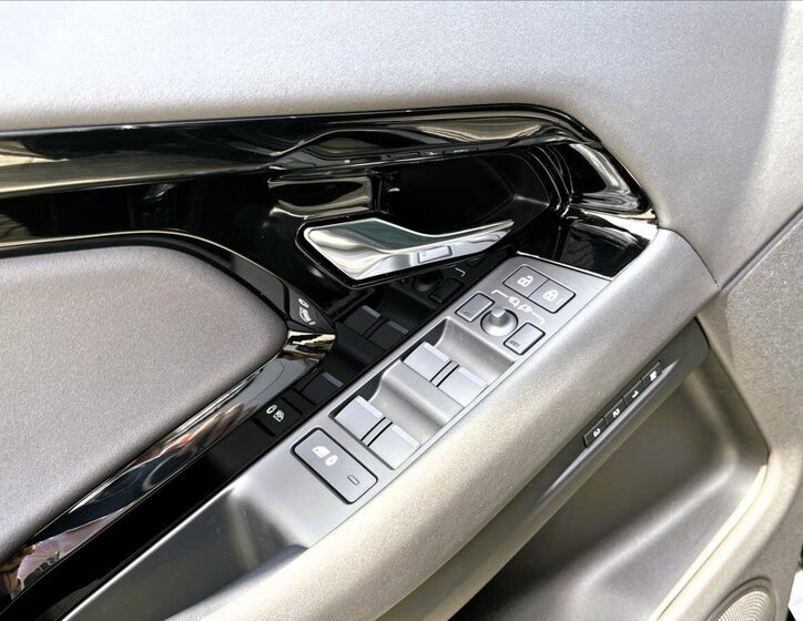 Land Rover Range Rover Evoque SUV / Terénní 2,0 l 120 kw