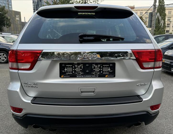 Jeep Grand Cherokee 9