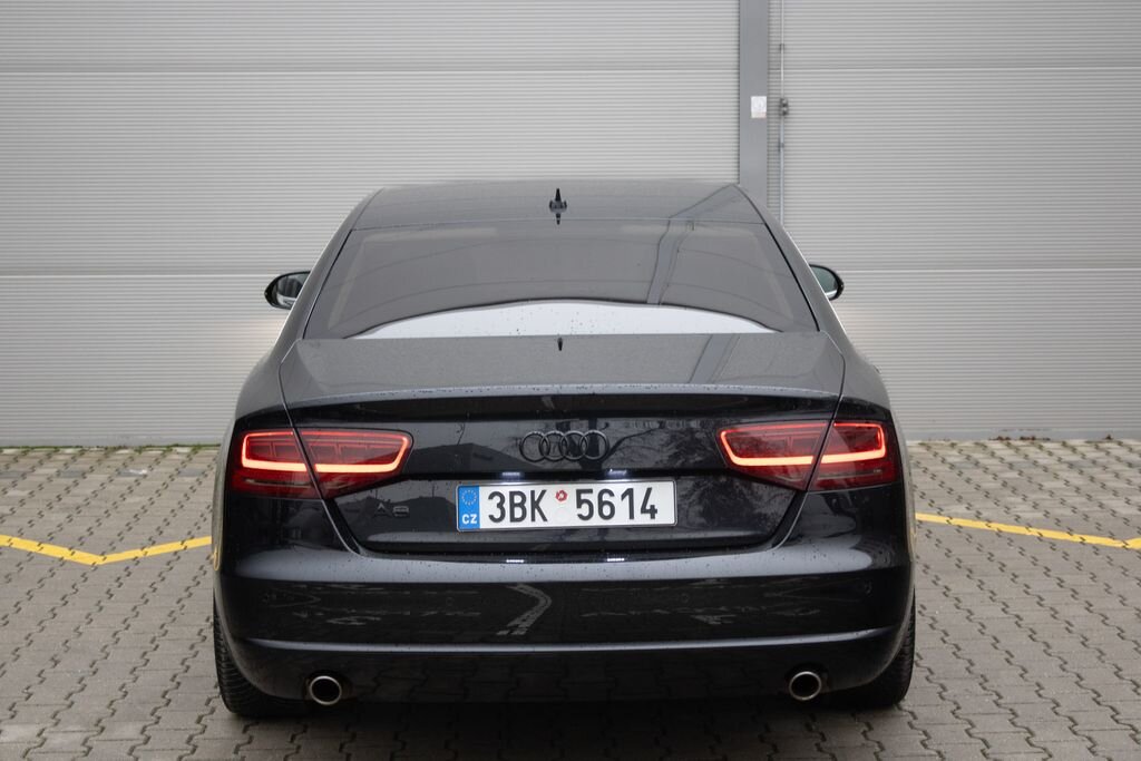 Audi A8 Sedan 3,0 l 184 kw