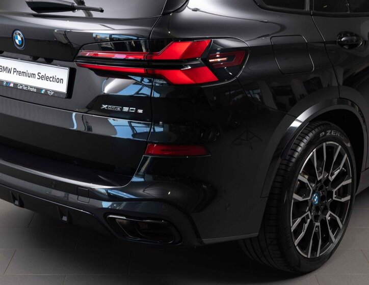 BMW X5 SUV / Terénní 3,0 l 360 kw