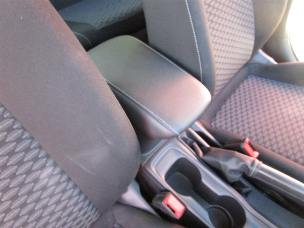 Opel Astra Hatchback 999,0 77 kw