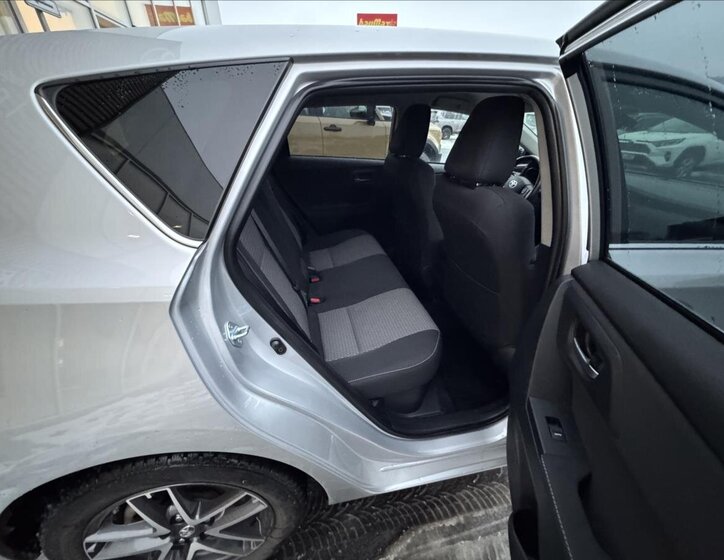 Toyota Auris Hatchback 1,8 l 73 kw