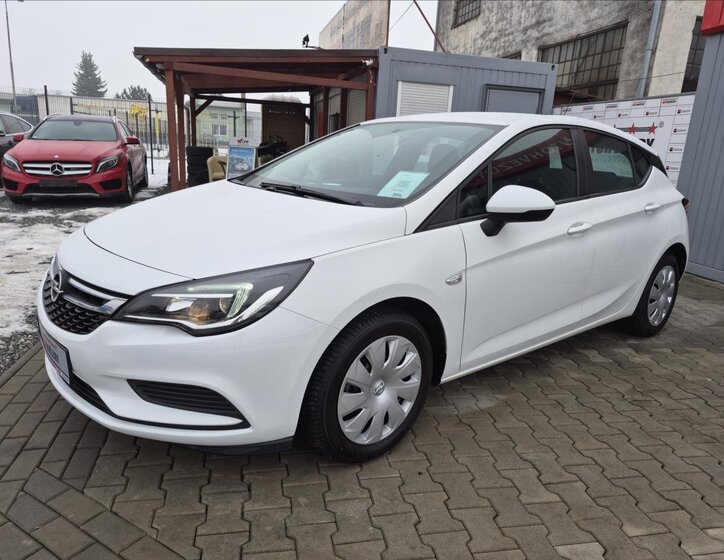 Opel Astra Hatchback 999,0 77 kw
